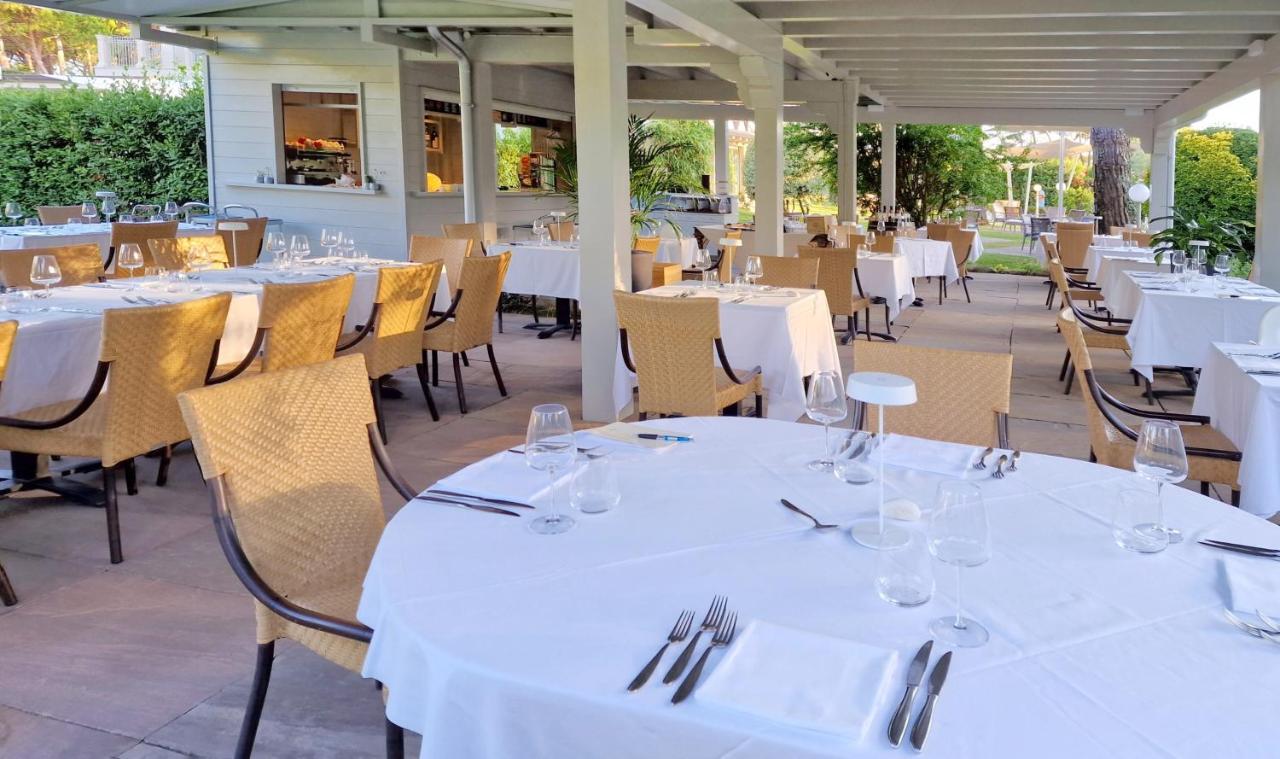 Hotel Villa Elsa มารีนา ดิ มาซซา ภายนอก รูปภาพ