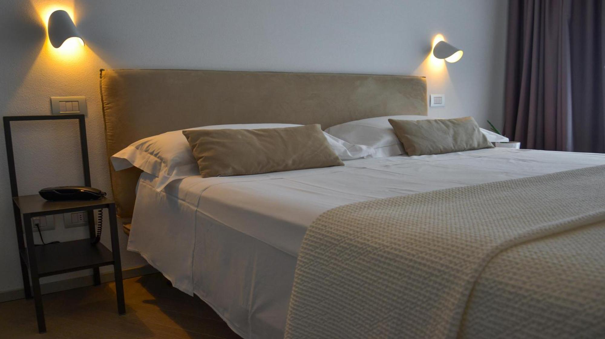 Hotel Villa Elsa มารีนา ดิ มาซซา ภายนอก รูปภาพ