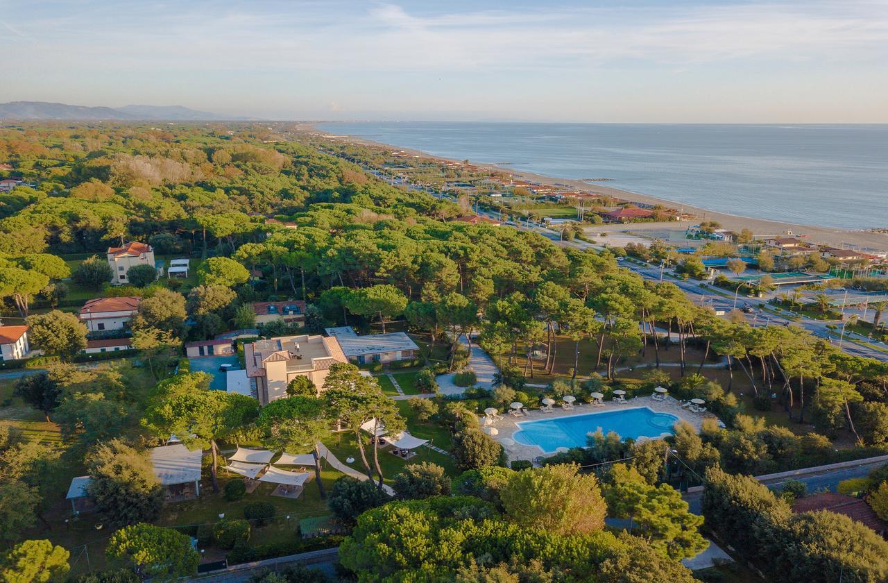 Hotel Villa Elsa มารีนา ดิ มาซซา ภายนอก รูปภาพ